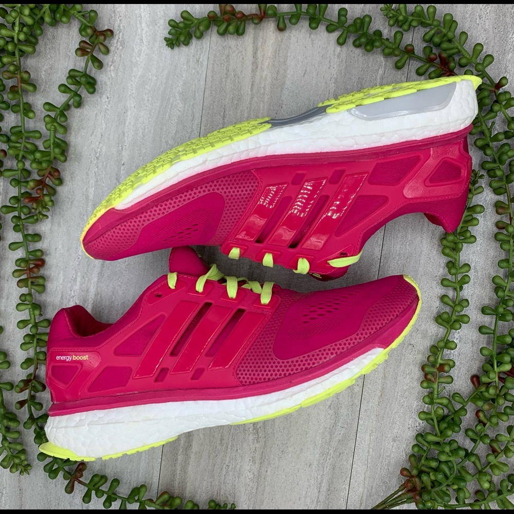 New Adidas energy boost tech fit women’s size 9.5